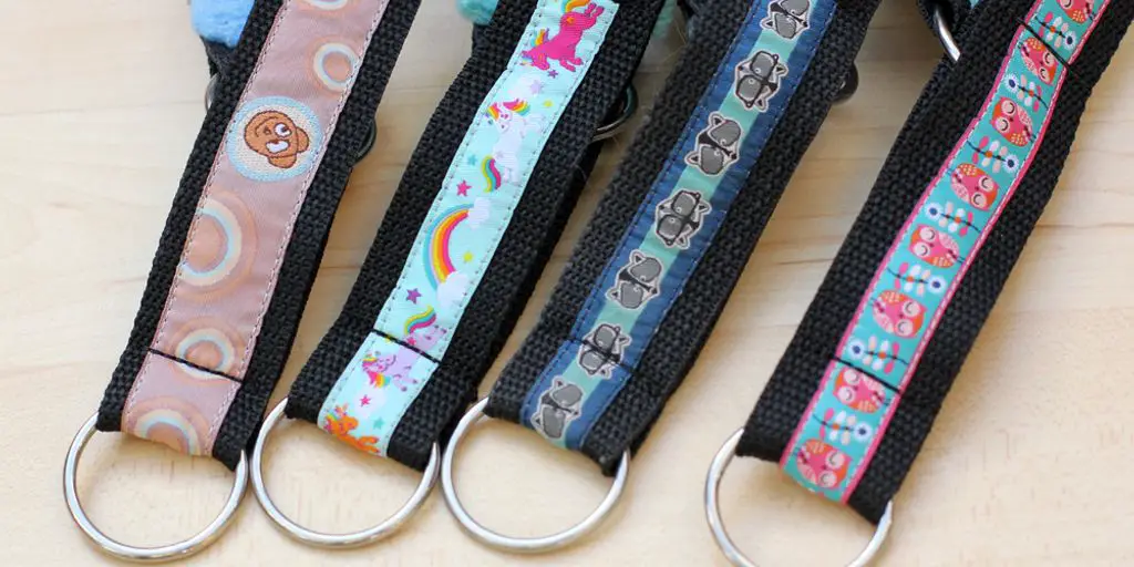 Luxury Redefined: Dog Collars Adorned with Diamonds 6 luxury dog collar diamonds elegant